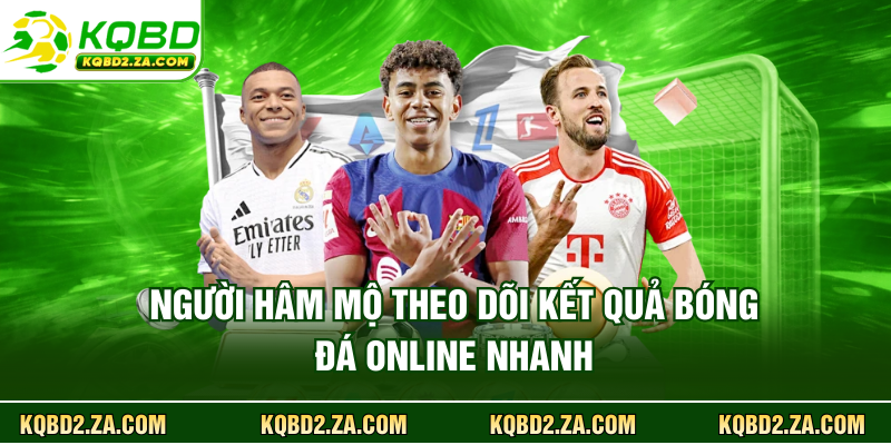 Người hâm mộ theo dõi kết quả bóng đá online nhanh